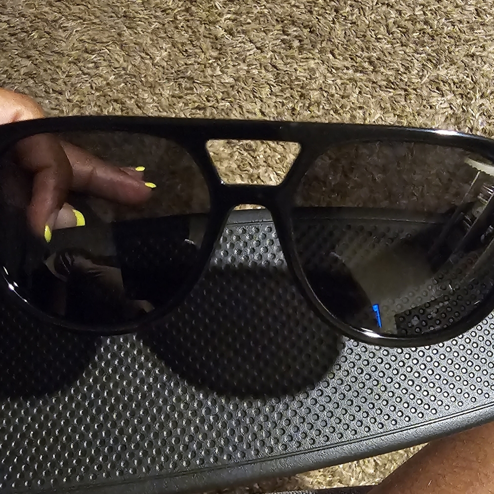 Christian Dior Sunglasses - Picture 10 of 10